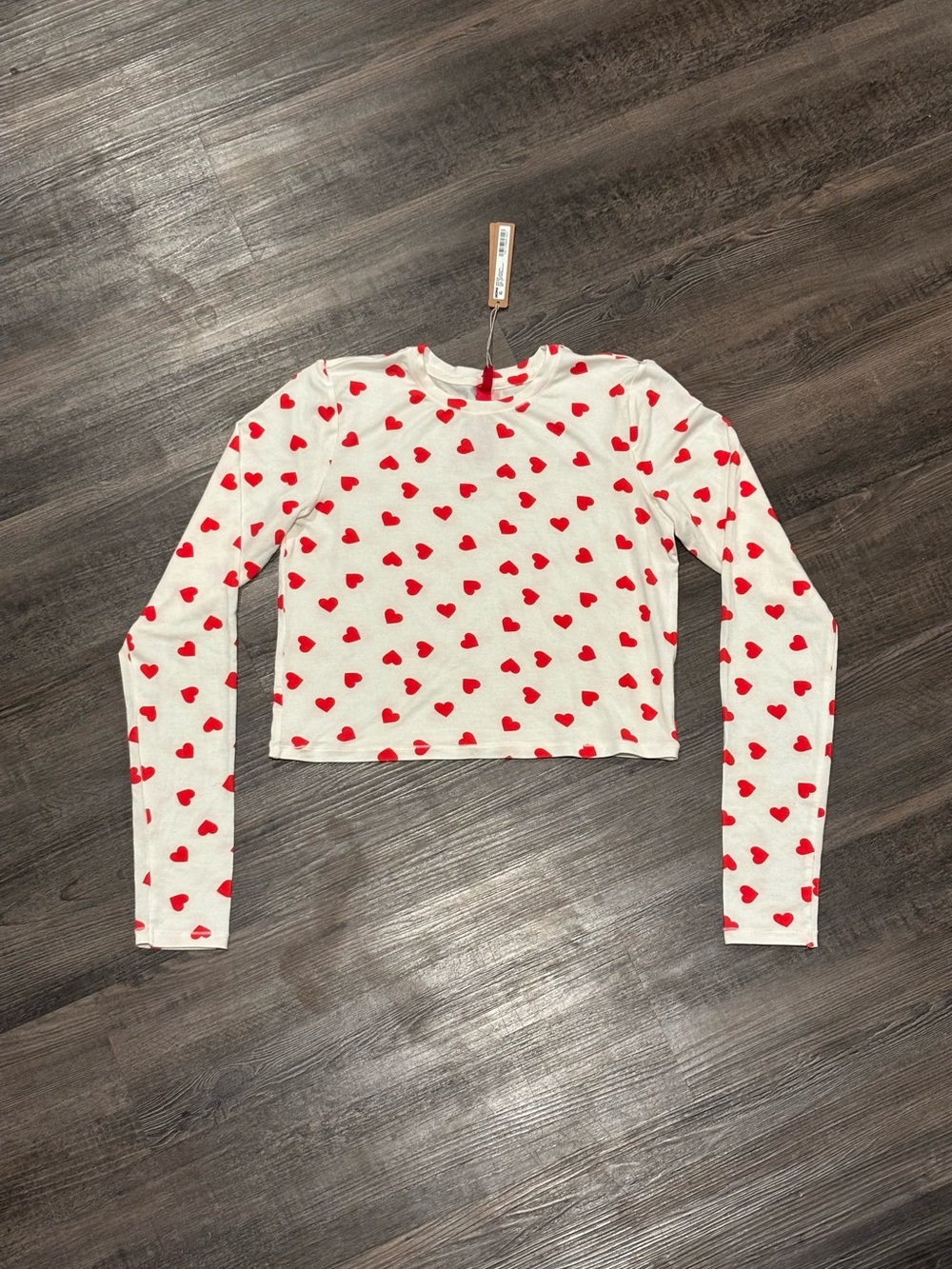 SKIMS White Long-Sleeve Crop Top with Red Heart Print